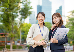 リクルートサイト構築